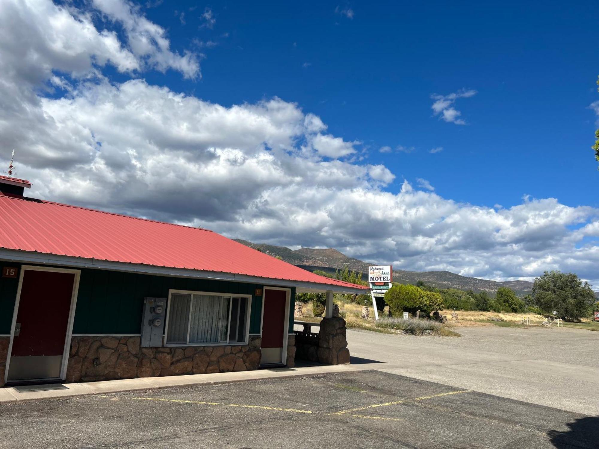 Redwood Arms Motel Paonia Luaran gambar